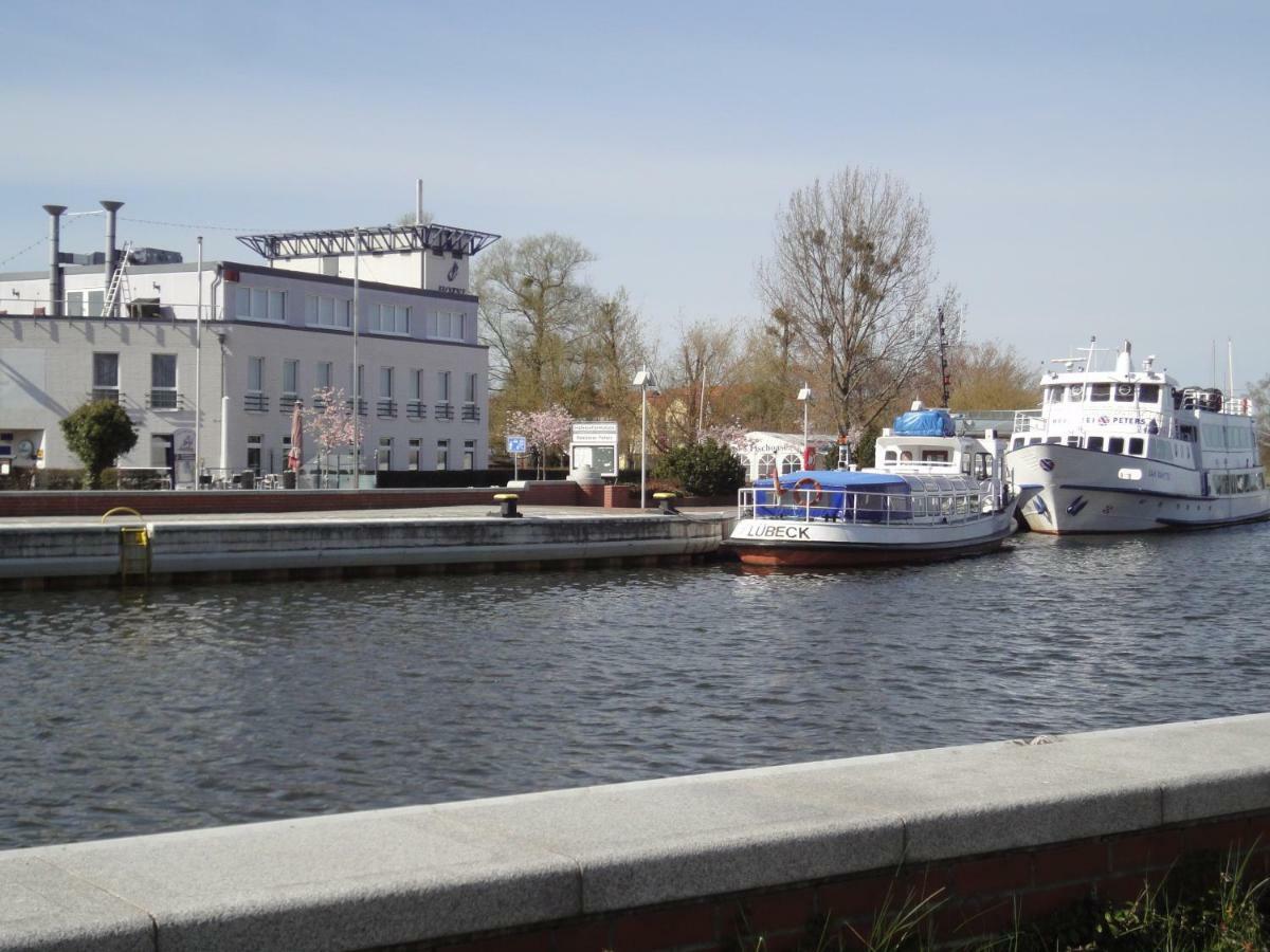 Fewo "Hafenblick" Ueckermünde Extérieur photo